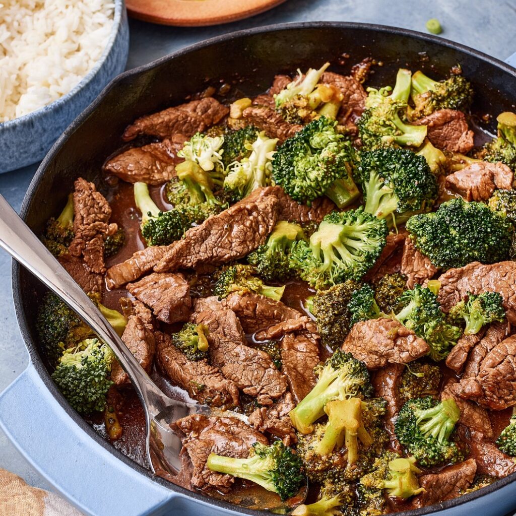 Quick and Easy Saucy Beef & Broccoli - Featured
